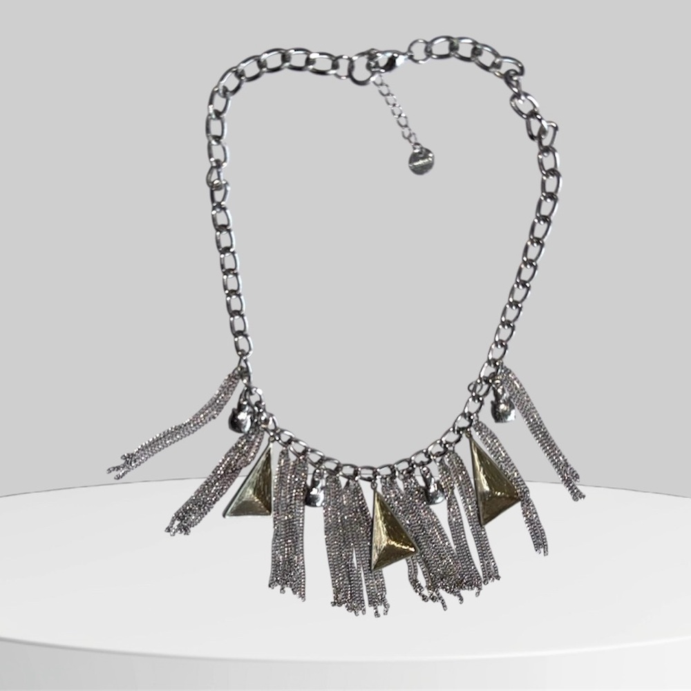 🛍️SALE🛍️ ShoeDazzle Silver Tone Fringe Tassel Statement Necklace - Picture 3 of 5